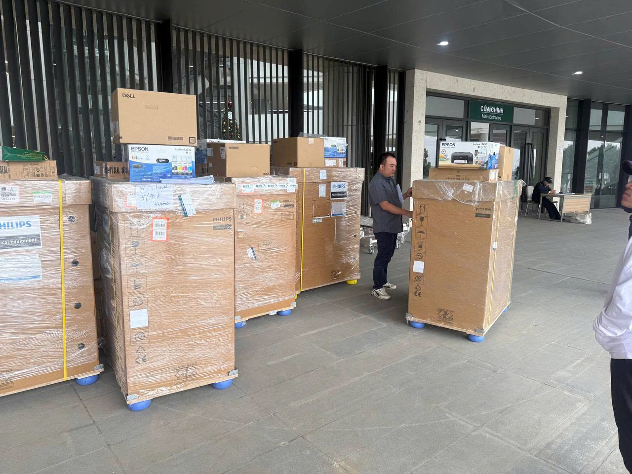 Lắp đặt 16 máy siêu âm cho Dự án BV Quân Y 175 