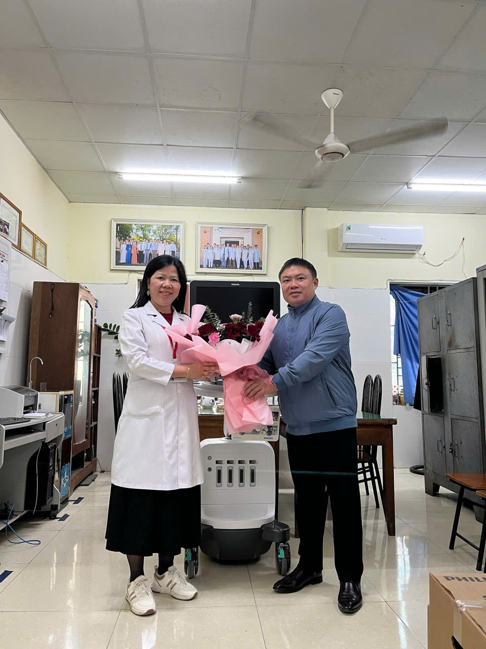 Bàn giao máy siêu âm ở BVĐK Vĩnh Bảo - Hải Phòng