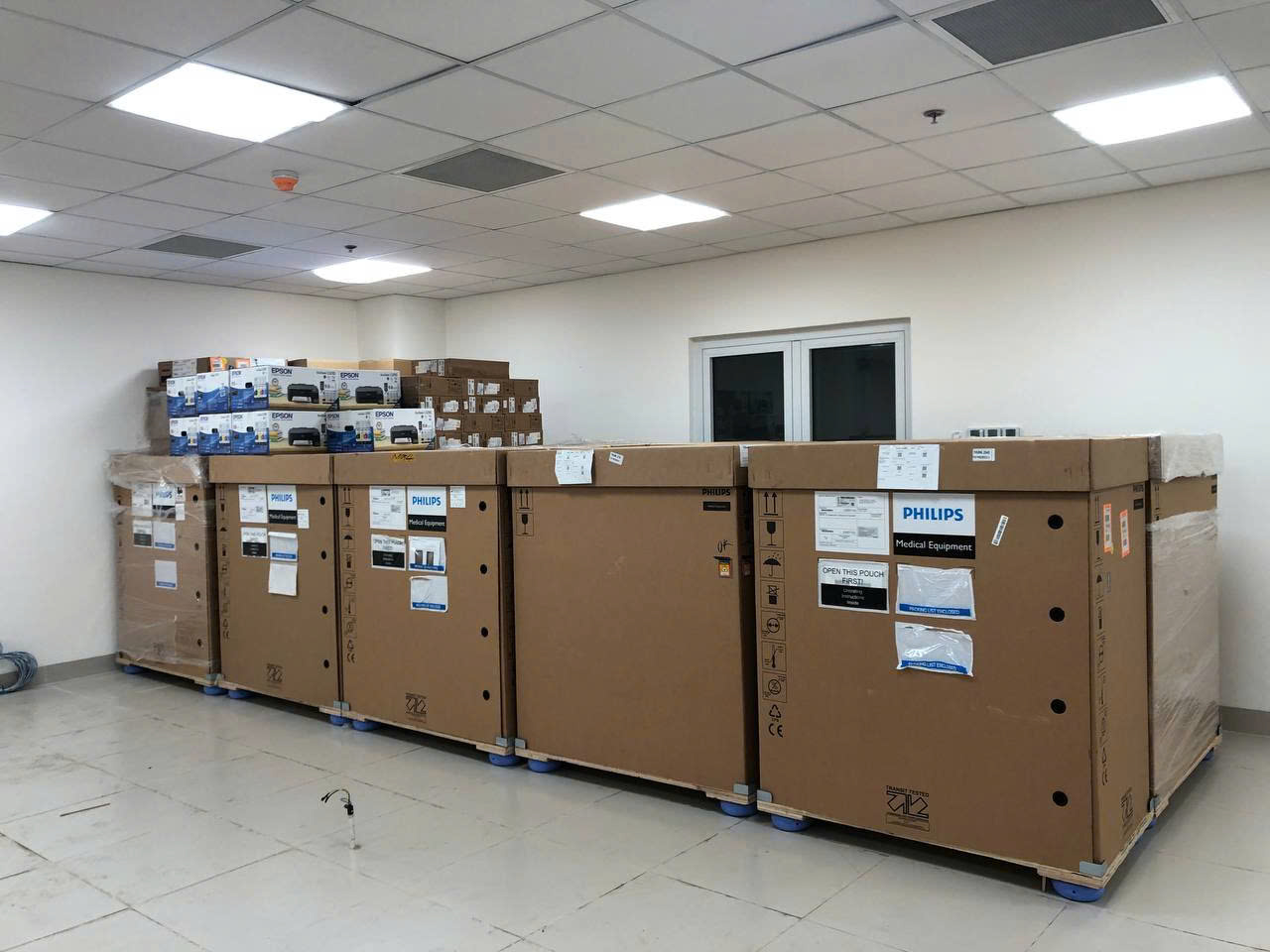 Bàn giao lắp đặt 21 Máy siêu âm Doppler màu 4 đầu dò cho Cục y tế Bộ Công An
